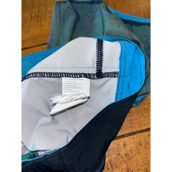 Mens Prana High Seas UPF 50+ Abstract Art Blue Tie Board Shorts Swim Size‎ 36 - Picture 10 of 10